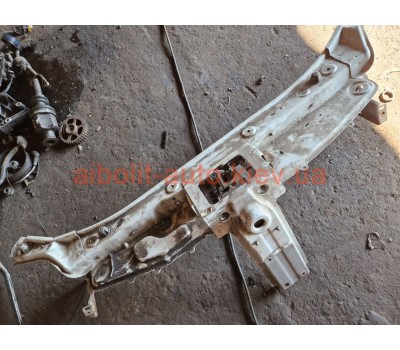 Передня панель, телевізор  Renault Logan II 2013 - 2020р.